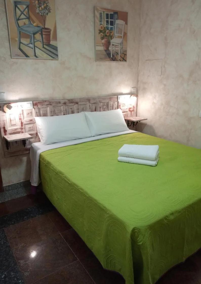 La Tortuga Lodging Rooms Tarifa Exterior photo